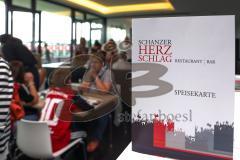 1. Bundesliga - Fußball - FC Ingolstadt 04 - Saisoneröffnung - Auftakttraining - Eröffnung des Fan Cafes Schanzer Herzschlag