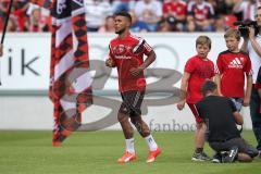 1. Bundesliga - Fußball - FC Ingolstadt 04 - Saisoneröffnung - Auftakttraining - Neuzugang Elias Kachunga (25, FCI) läuft ein