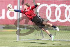 1. Bundesliga - Fußball - FC Ingolstadt 04 - Training - Saison 2015/2016 - Neuzugang Torwart Örjan Haskjard Nyland - Torwart Örjan Haskjard Nyland (FCI)