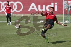 1. Bundesliga - Fußball - FC Ingolstadt 04 - Training - Neuzugang - Tomas Pekhart (11, FCI)