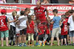 1. Bundesliga - Fußball - FC Ingolstadt 04 - Saisoneröffnung - Auftakttraining - Einlauf Tobias Levels (28, FCI)