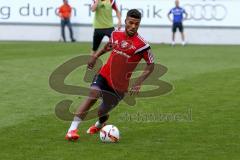 1. Bundesliga - FC Ingolstadt 04 - Trainingsauftakt im Audi Sportpark - Elias Kachunga ( FC Ingolstadt 04) - Foto: Jürgen Meyer