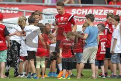 1. Bundesliga - Fußball - FC Ingolstadt 04 - Saisoneröffnung - Auftakttraining - Einlauf Thomas Pledl (30, FCI)