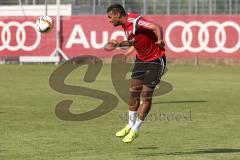 1. Bundesliga - Fußball - FC Ingolstadt 04 - Training - Neuzugang - Kopfballtor durch Marvin Matip (34, FCI)