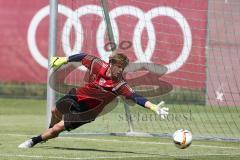 1. Bundesliga - Fußball - FC Ingolstadt 04 - Training - Saison 2015/2016 - Neuzugang Torwart Örjan Haskjard Nyland - Torwart Örjan Haskjard Nyland (FCI)