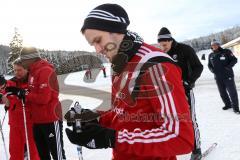 1. Bundesliga - Fußball - FC Ingolstadt 04 - Winterpause Training - Langlauf in Seefeld - Warmup Pascal Groß (10, FCI)