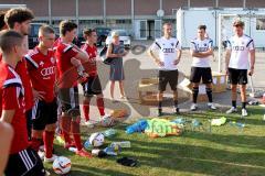 FC Ingolstadt 04 - A-Jugend Trainer Roberto Pätzold links - Mathias Blaser Physiotherapeut mitte - Jan Philipp Hestermann Fitnesstrainer rechts - Foto: Jürgen Meyer