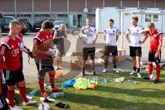 FC Ingolstadt 04 - A-Jugend Trainer Roberto Pätzold links - Mathias Blaser Physiotherapeut mitte - Jan Philipp Hestermann Fitnesstrainer rechts - Foto: Jürgen Meyer