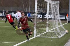 A-Junioren Bundesliga SW - FC Ingolstadt 04 - FC Bayern München - Tjark Dannemann erzielt das 1:0 Tor, Jubel, Ball im Tor