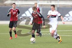 A-Junioren Bundesliga SW - FC Ingolstadt 04 - FC Bayern München - links am Ball Tjark Dannemann