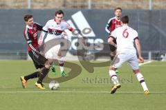 A-Junioren Bundesliga SW - FC Ingolstadt 04 - FC Bayern München - Patrick Hasenhüttl links und rechts Marco Friedl (FCB)