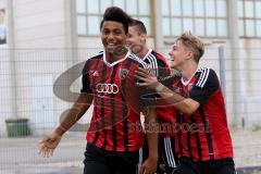 FC Ingolstadt - A-Junioren Bundesliga - Saison 2015/2016 - FC Ingolstadt 04- SC Freiburg - Scintu Yomi rot Ingolstadt schießt den 1:1 Ausgleichstreffer - Foto: Jürgen Meyer