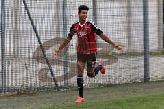 FC Ingolstadt - A-Junioren Bundesliga - Saison 2015/2016 - FC Ingolstadt 04- SC Freiburg - Scintu Yomi rot Ingolstadt schießt den 1:1 Ausgleichstreffer - Foto: Jürgen Meyer