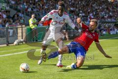 DFB-Pokal - 1. Runde - Fußball - FC Ingolstadt 04 - SpVgg Unterhaching - Danny da Costa (21, FCI) gegen rechts Dominic Reisner (UHG)