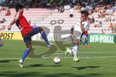 DFB-Pokal - 1. Runde - Fußball - FC Ingolstadt 04 - SpVgg Unterhaching - rechts Stefan Lex (14, FCI)