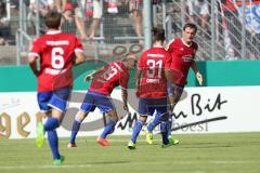 DFB-Pokal - 1. Runde - Fußball - FC Ingolstadt 04 - SpVgg Unterhaching - Tor 1:0 für Unterhachiing, rechts Markus Eisniedler trifft Jubel