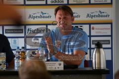 DFB-Pokal - 1. Runde - Fußball - FC Ingolstadt 04 - SpVgg Unterhaching - Pressekonferenz nach dem Spiel, Ingolstadt scheidet aus. Cheftrainer Ralph Hasenhüttl (FCI)