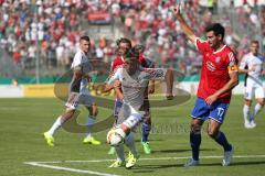 DFB-Pokal - 1. Runde - Fußball - FC Ingolstadt 04 - SpVgg Unterhaching - links Stefan Lex (14, FCI) läuft ins Abseits