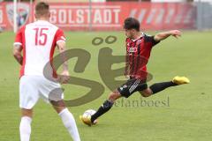 Regionalliga Bayern - FC Ingolstadt 04 II - FC Augsburg II -  Marcel Schiller (19) zeiht ab und an den Pfosten