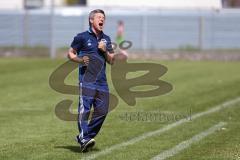 Regionalliga Bayern - FC Ingolstadt 04 II - SV 01 Viktoria Aschaffenburg - 5:3 - Tor Jubel zum 3. Tor Aschaffenburg Trainer Jürgen Baier Schrei