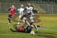 Regionalliga Bayern - FC Ingolstadt 04 II - FC Amberg - rechts Stefan Müller (10) Torchance, links mitte Michael Plänitz (FCA) und rechts 31 Kevin Kühnlein (FCA)