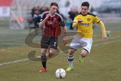 Regionalliga Bayern - FC Ingolstadt 04 II - SpVgg Bayreuth - aus der ersten Mannschaft Maurice Multhaupt (8) und rechts Bastian Horter (SpVgg)