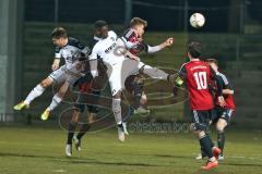 Regionalliga Bayern - FC Ingolstadt 04 II - FC Amberg - Kopfballduell vorne 21 Junior Torunarigha