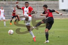 Regionalliga Bayern - FC Ingolstadt 04 II - FC Augsburg II -  Volleyschuß rechts Stefan Müller (10)