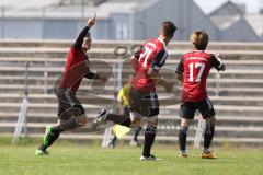 Regionalliga Bayern - FC Ingolstadt 04 II - SV 01 Viktoria Aschaffenburg - 5:3 - Tor Jubel Matthias Heiß (4) mit Giuseppe Leo (21) und Ryoma Watanabe (17)