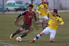 Regionalliga Bayern - FC Ingolstadt 04 II - SpVgg Bayreuth - links Ryoma Watanabe (17) und rechts Dominik Schmitt (9 SpVgg)