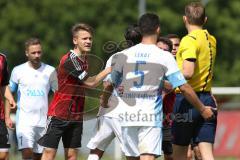 Regionalliga Bayern - FC Ingolstadt 04 II - SV 01 Viktoria Aschaffenburg - 5:3 - Streit am Platz rechts Andreas Buchner (16)