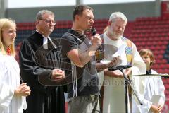 1. Bundesliga - Fußball - FC Ingolstadt 04 - Saisoneröffnung im Audi Sportpark - Gottesdienst zur Eröffnung