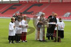 1. Bundesliga - Fußball - FC Ingolstadt 04 - Saisoneröffnung im Audi Sportpark - Gottesdienst zur Eröffnung