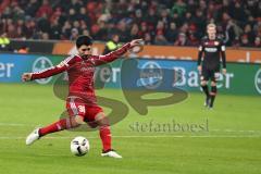 1. Bundesliga - Fußball - Bayer Leverkusen - FC Ingolstadt 04 - Almog Cohen (36, FCI) zieht ab Schuß Tor