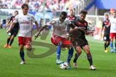 1. BL - Saison 2016/2017 - Hamburger SV - FC Ingolstadt 04 - Mathew Leckie (#7 FCI) - Cleber Janderson Pereira Reis (#3 Hamburg) - Foto: Meyer Jürgen