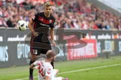 1. Bundesliga - Fußball - 1. FC Köln - FC Ingolstadt 04 - Lukas Hinterseer (16, FCI) Konstantin Rausch (34 Köln) am Boden