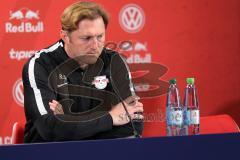 1. Bundesliga - Fußball - RB Leipzig - FC Ingolstadt 04 - Pressekonferenz nach dem Spiel, Cheftrainer Maik Walpurgis (FCI) und Cheftrainer Ralph Hasenhüttl (Leipzig)