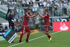 1. Bundesliga - Fußball - Borussia Mönchengladbach - FC Ingolstadt 04 - 2:0 - links Lukas Hinterseer (16, FCI) kommt für Moritz Hartmann (9, FCI)