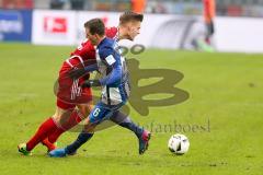 1. BL - Saison 2016/2017 - Hertha BSC - FC Ingolstadt 04 - Max Christiansen (#19 FCI) mit einem Dribbling - Vladimir Darida (#6 Hertha) - Foto: Meyer Jürgen