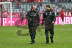 1. Bundesliga - Fußball - FC Bayern - FC Ingolstadt 04 - Co-Trainer Patrick Westermann (FCI) und Co-Trainer Argirios Giannikis (FCI)