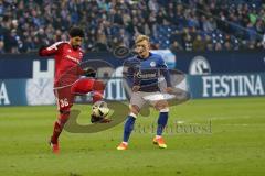 1. Bundesliga - Fußball - FC Schalke 04 - FC Ingolstadt 04 - Almog Cohen (36, FCI) Max Meyer (7 Schalke)
