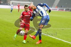 1. BL - Saison 2016/2017 - Hertha BSC - FC Ingolstadt 04 - Lezcano Farina,Dario (#37 FCI) - John Brooks (#25 Hertha) - Foto: Meyer Jürgen