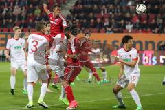 1. Bundesliga - Fußball - FC Augsburg - FC Ingolstadt 04 - Marcel Tisserand (32, FCI) Kopfball