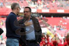 1. Bundesliga - Fußball - 1. FC Köln - FC Ingolstadt 04 - Cheftrainer Markus Kauczinski (FCI) mit Cheftrainer Peter Stöger (Köln) links