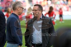 1. Bundesliga - Fußball - 1. FC Köln - FC Ingolstadt 04 - Cheftrainer Markus Kauczinski (FCI) mit Cheftrainer Peter Stöger (Köln) links
