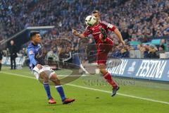 1. Bundesliga - Fußball - FC Schalke 04 - FC Ingolstadt 04 - Alessandro Schöpf (21 Schalke) Markus Suttner (29, FCI)