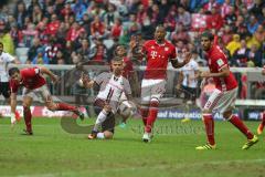 1. Bundesliga - Fußball - FC Bayern - FC Ingolstadt 04 - Torchance für Lukas Hinterseer (16, FCI), Ball geht vorbei