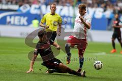 1. BL - Saison 2016/2017 - Hamburger SV - FC Ingolstadt 04 - Mathew Leckie (#7 FCI) - AAron Hunt (#14 Hamburg) - Foto: Meyer Jürgen