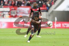 1. Bundesliga - Fußball - 1. FC Köln - FC Ingolstadt 04 - Almog Cohen (36, FCI) trifft die Latte