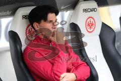 1. Bundesliga - Fußball - Eintracht Frankfurt - FC Ingolstadt 04 - Hübner vor dem Spiel nachdenklich